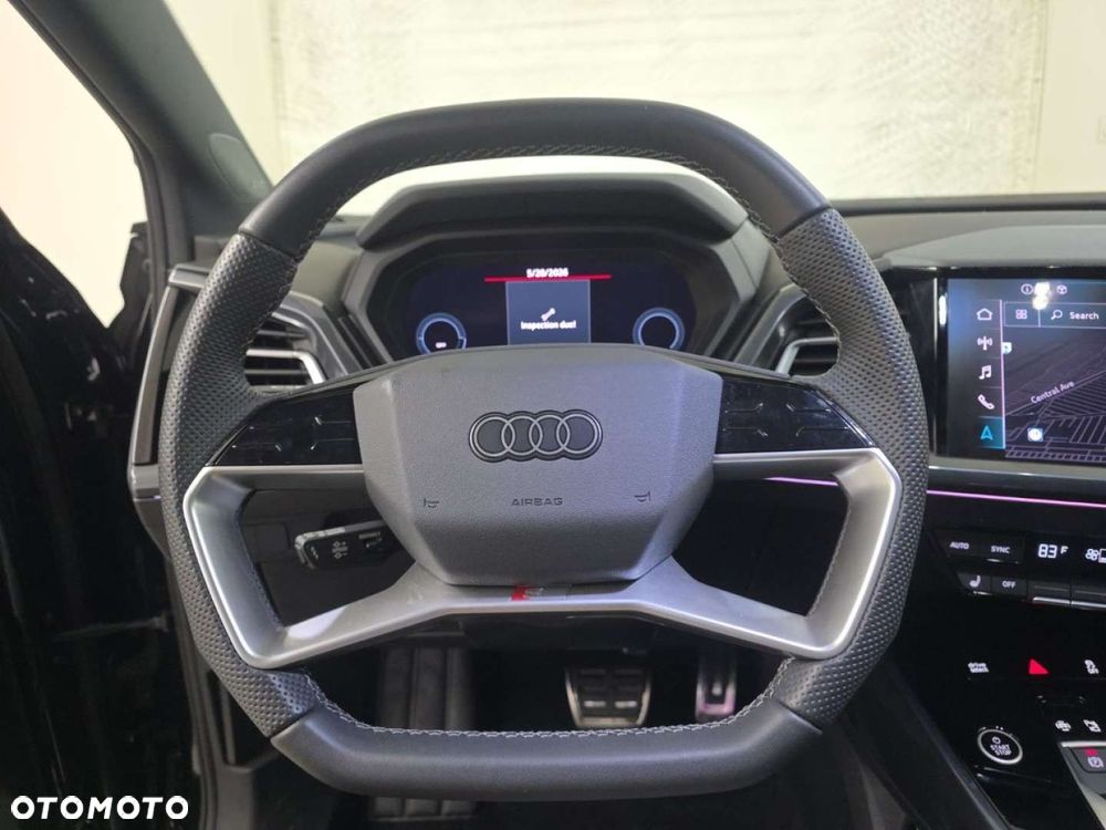 Audi Q4 e-tron - 12