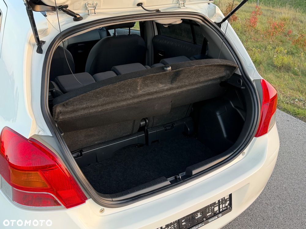 Toyota Yaris - 34