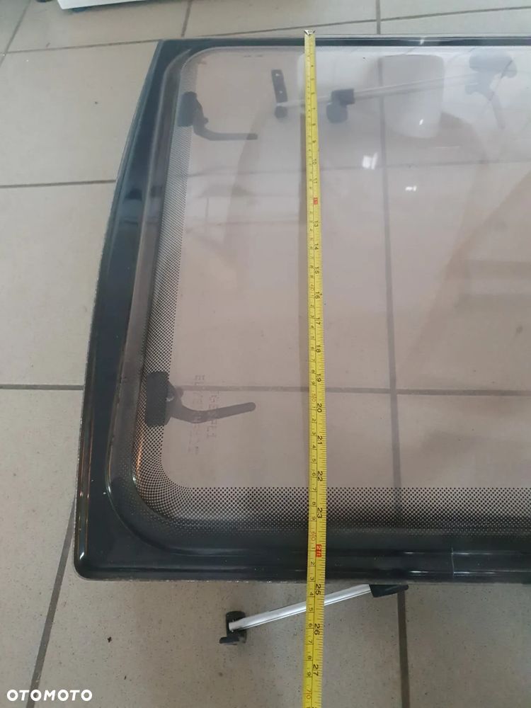 Okno uchylne szyba do przyczep kempingowych Elddis Typhoon 2000 - 2002 - 4