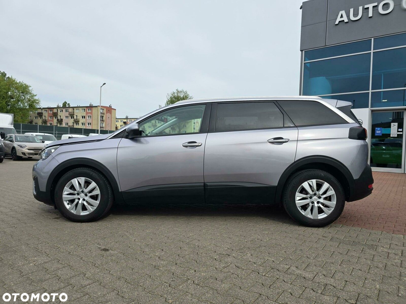 Peugeot 5008 - 2