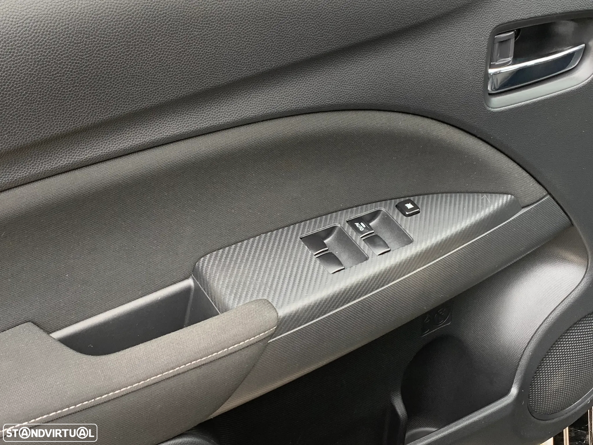 Mitsubishi Space Star 1.2 Intense Connect Edition - 7
