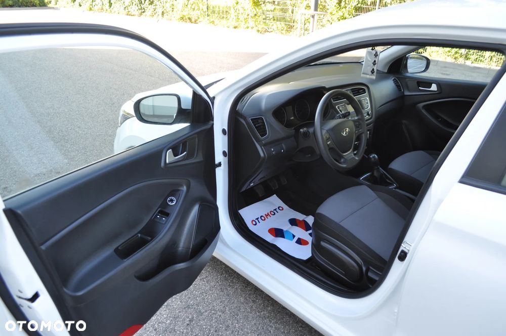 Hyundai i20 1.2 Select - 12