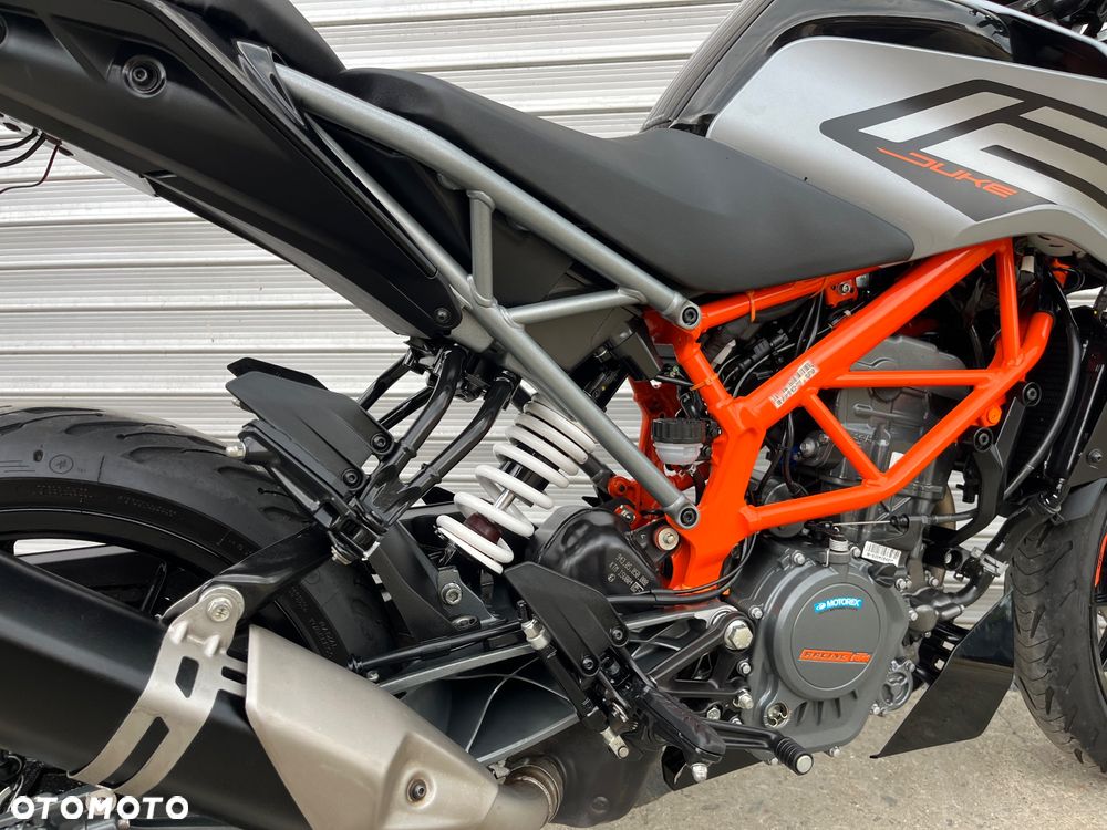 KTM Duke - 22