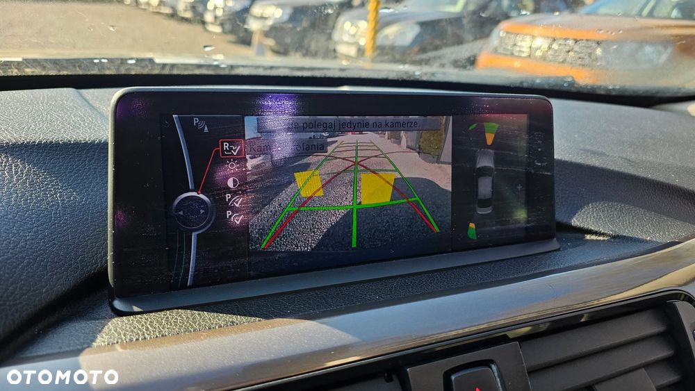 BMW Seria 3 318d Blue Performance Modern Line - 26