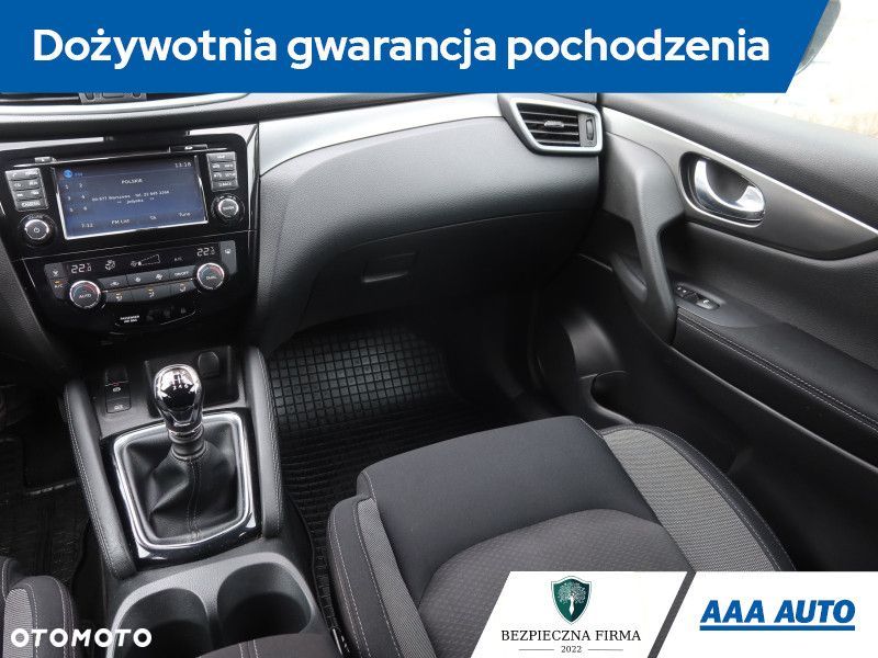 Nissan Qashqai - 10