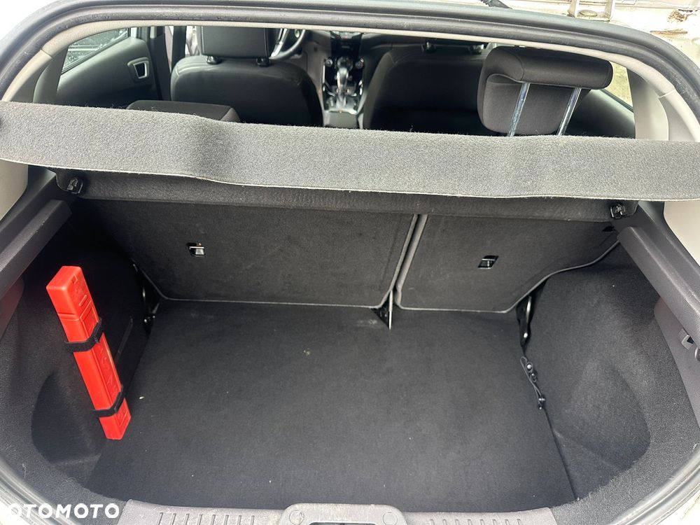Ford Fiesta - 22