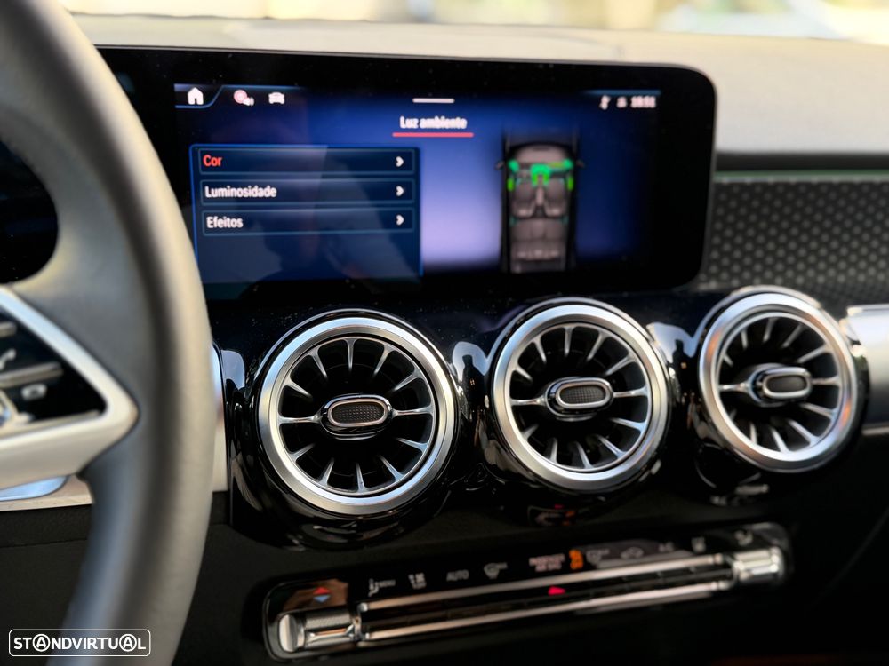 Mercedes-Benz EQB 250+ Progressive - 28