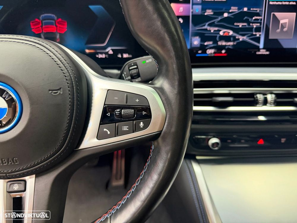 BMW i4 M50 Gran Coupe - 30