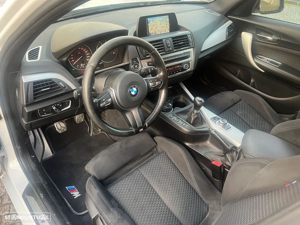 BMW 116 d Pack M - 17