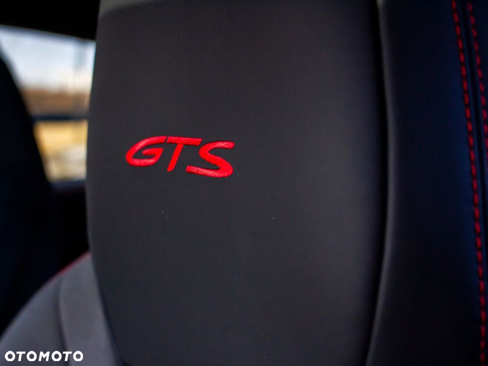 Porsche Cayenne GTS - 38