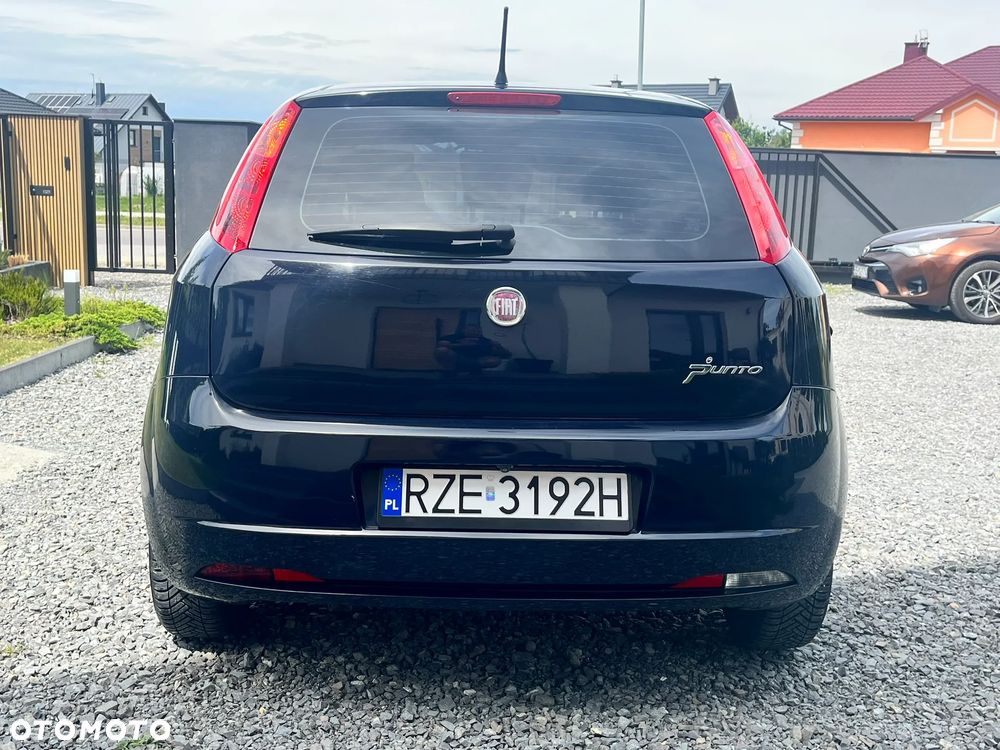 Fiat Punto 1.2 8V - 12