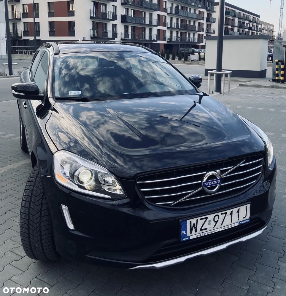 Volvo XC 60 D4 AWD Momentum - 1