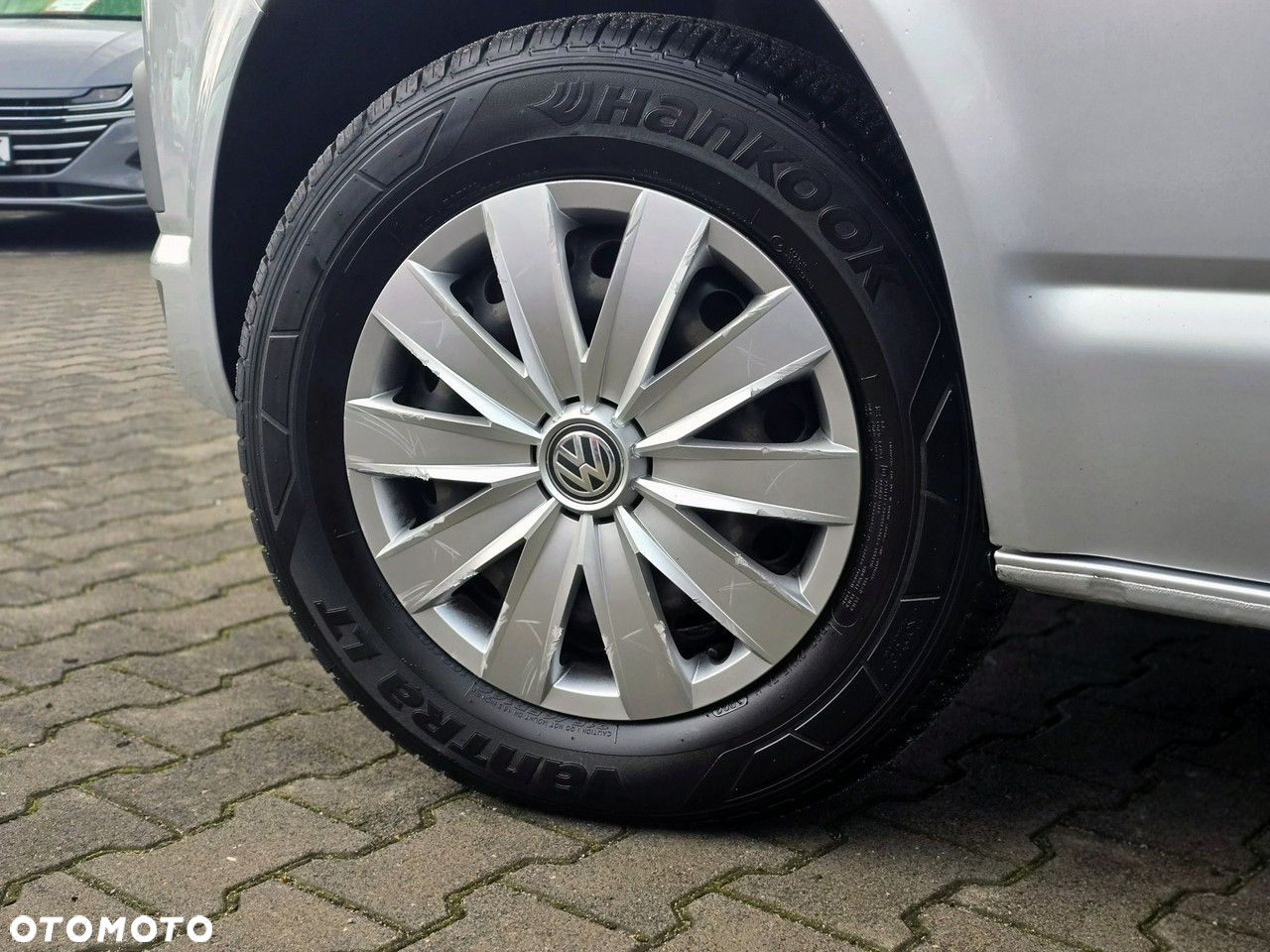 Volkswagen Caravelle - 16