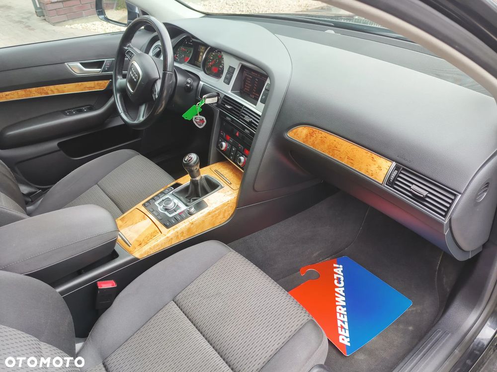 Audi A6 Avant 2.0 TDI - 10