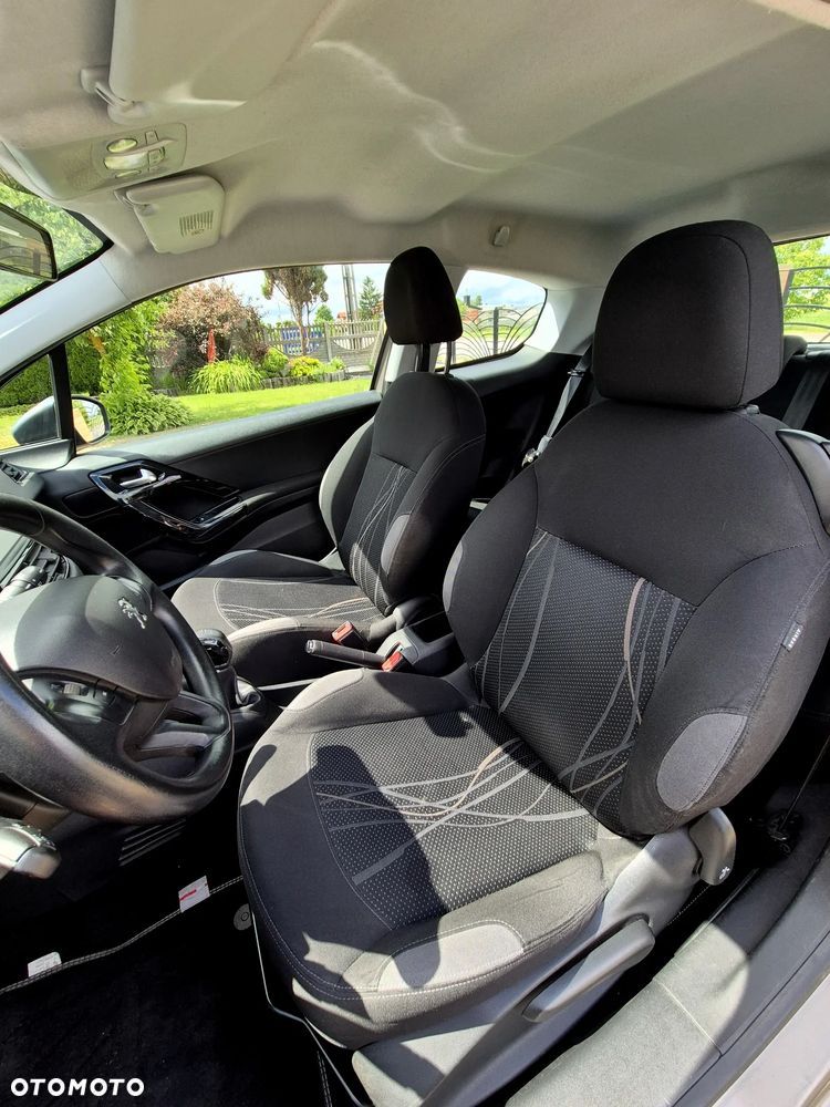 Peugeot 208 95 VTI Active - 14