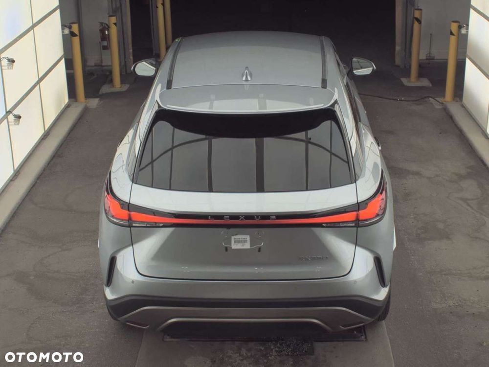 Lexus RX - 7