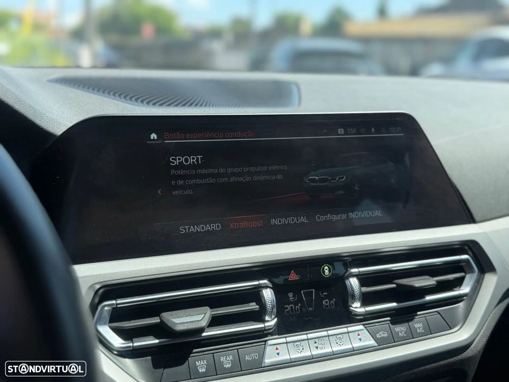 BMW 330 e Aut. Luxury Line - 13
