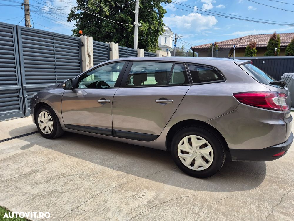 Renault Megane 1.5 dCi Expression - 10