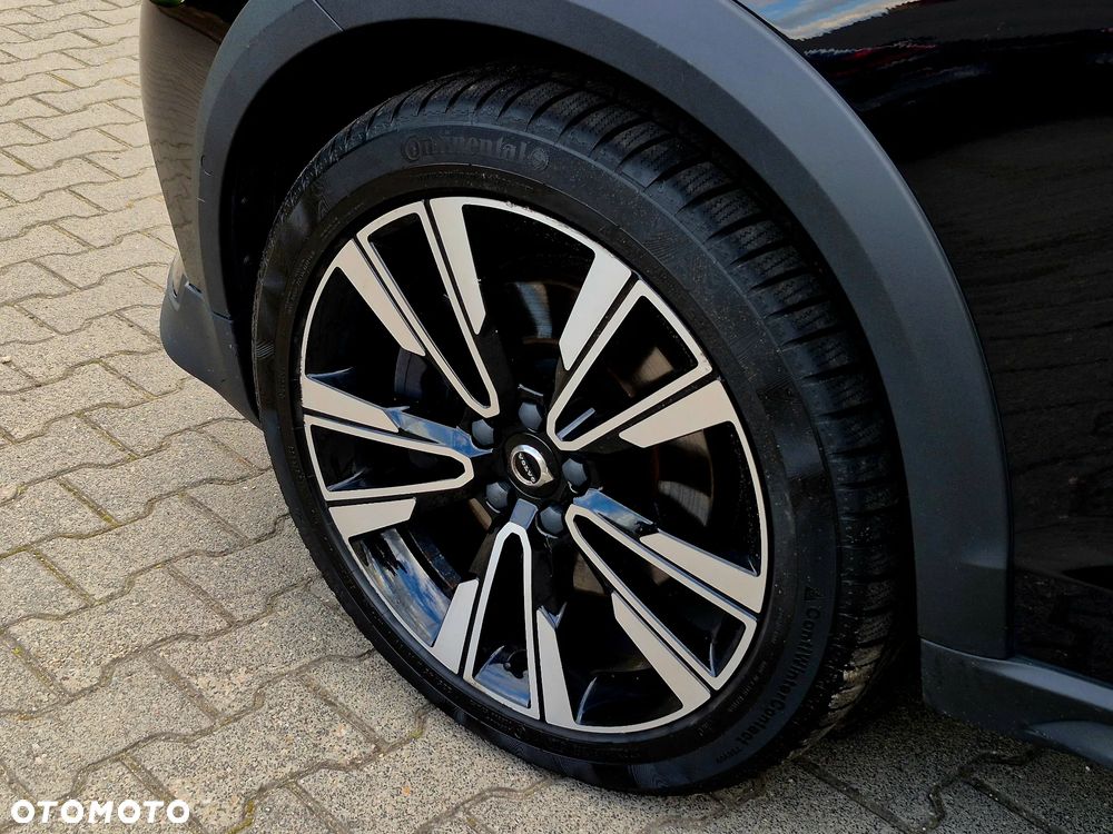 Volvo V60 Cross Country - 30
