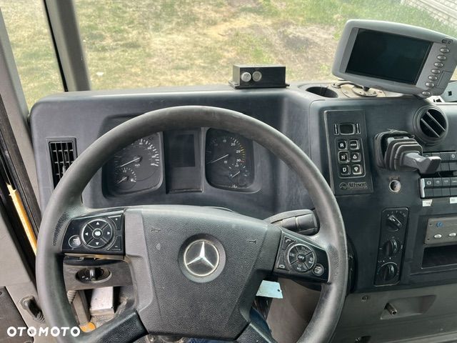 Mercedes-Benz Econic - 8