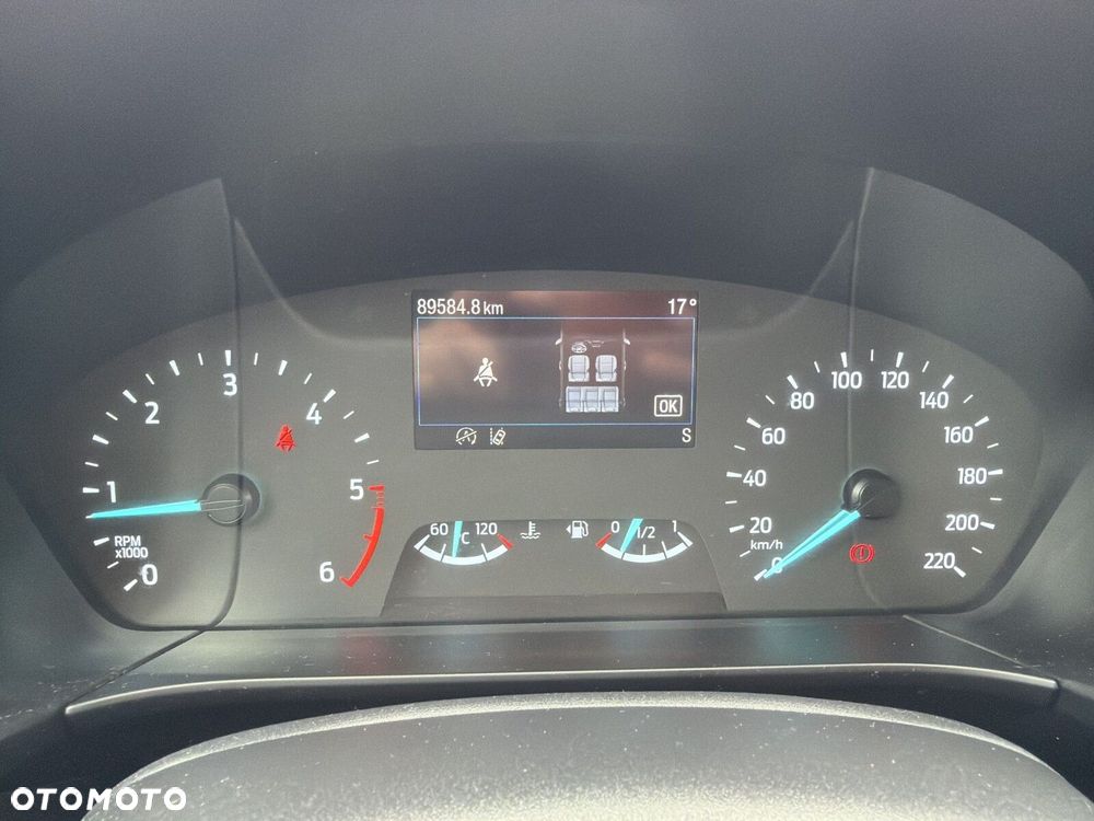 Ford Kuga - 15
