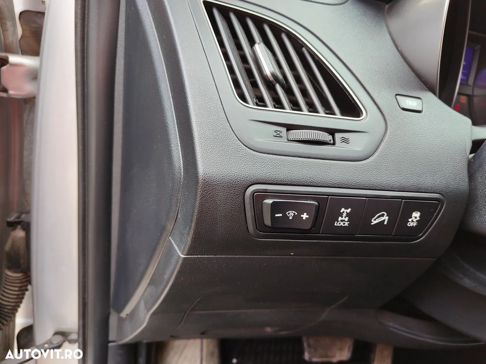 Hyundai ix35 2.0 CRDI 4WD Automatik Premium - 7