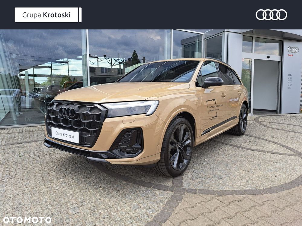 Audi Q7 - 1