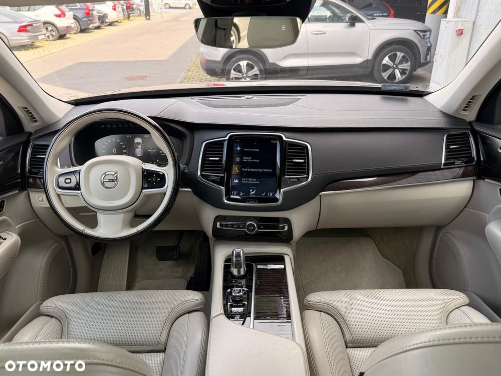 Volvo XC 90 T8 AWD Plug-In Hybrid Inscription 7os - 10