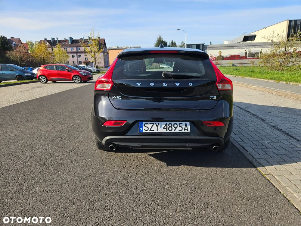 Volvo V40 T2 - 5
