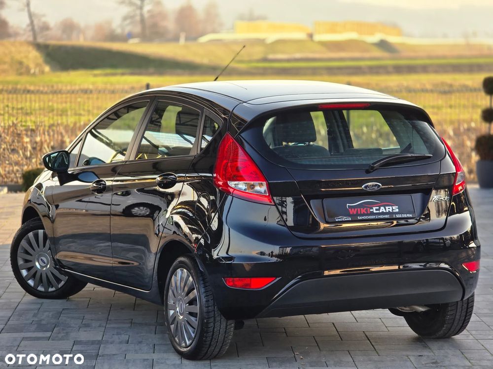 Ford Fiesta 1.25 Ambiente - 11