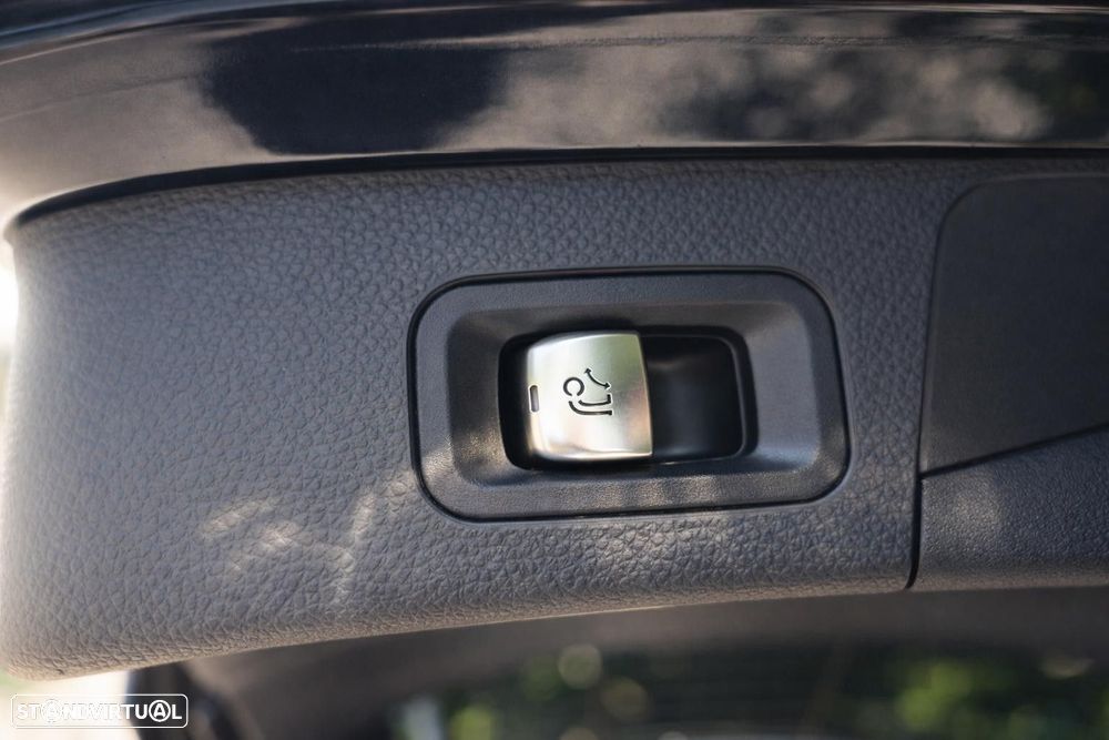 Mercedes-Benz C 300 de AMG Line - 33