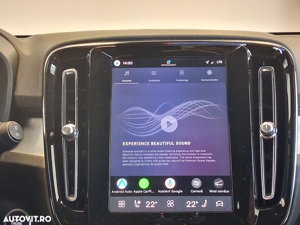 Volvo XC 40 B4 AT FWD MHEV Ultra Dark - 25