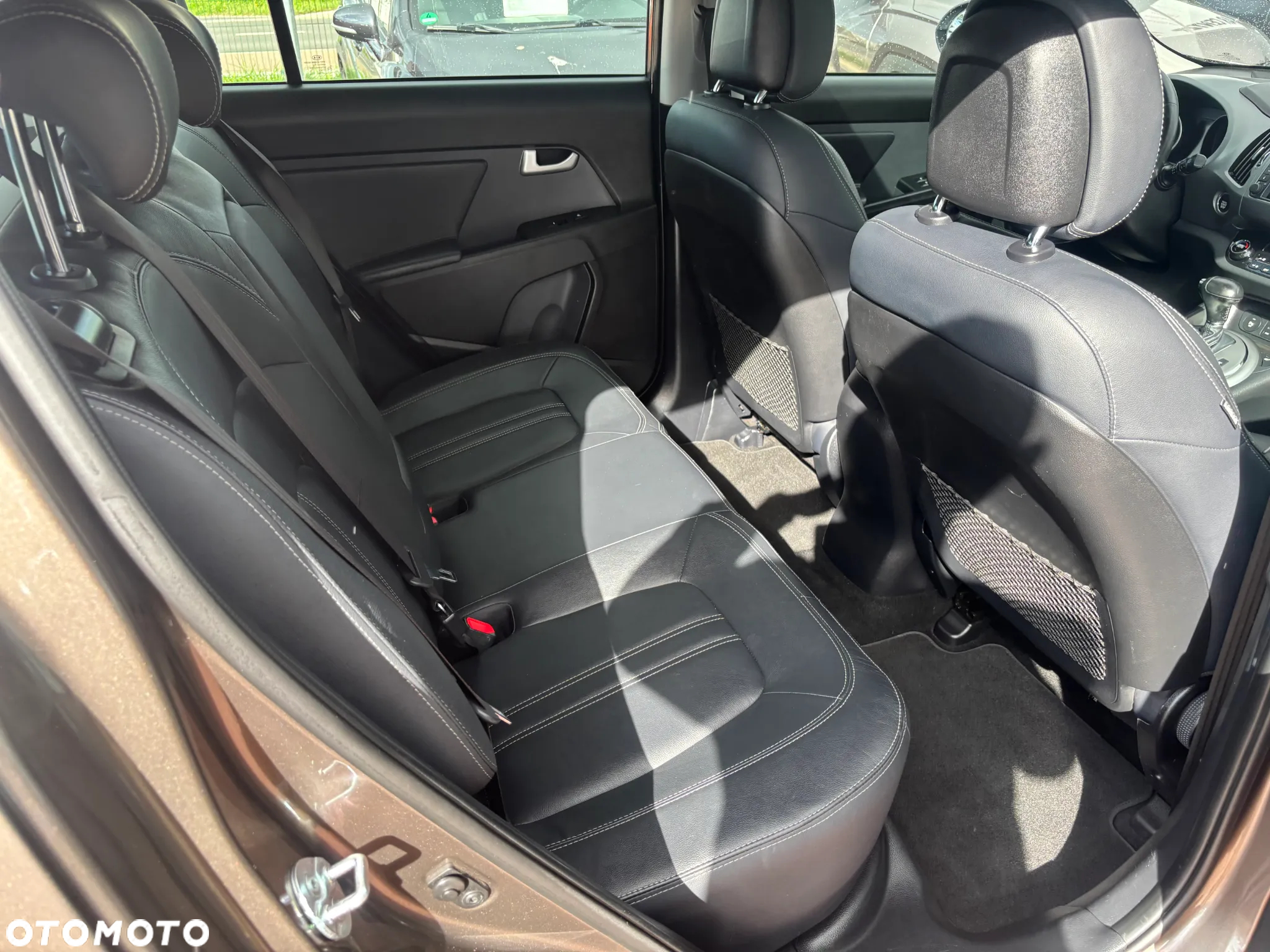 Kia Sportage 2.0 CRDI 4WD Automatik Spirit - 17