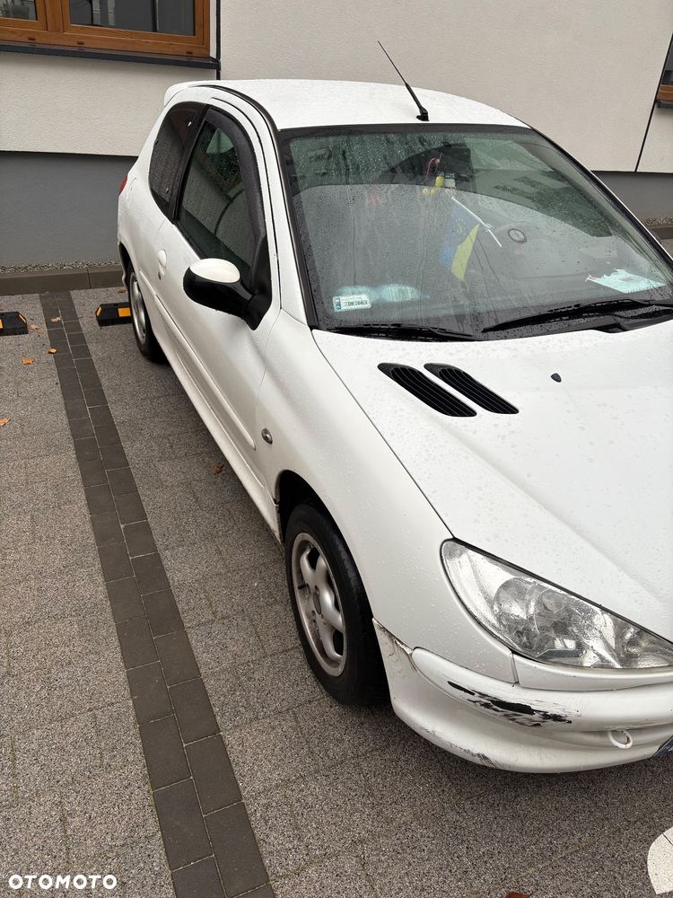 Peugeot 206 - 11