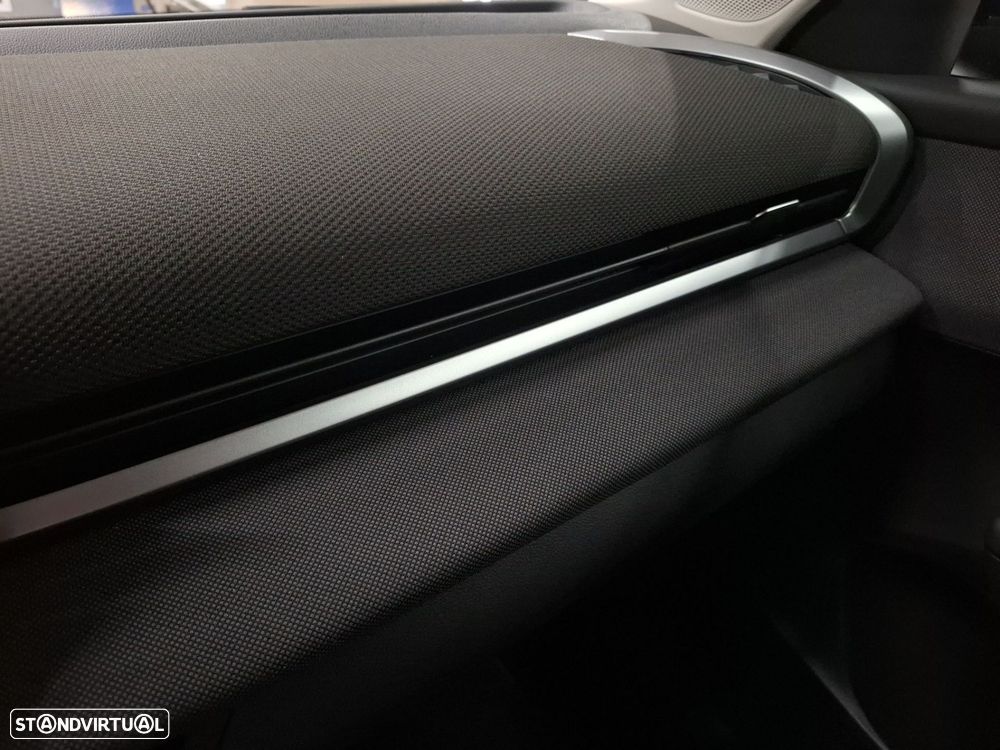 VW T-Roc 1.5 eTSI Life DSG - 24