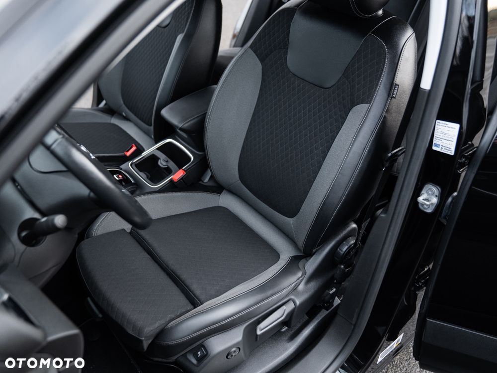 Opel Grandland X 1.6 Start/Stop Automatik Business INNOVATION - 27