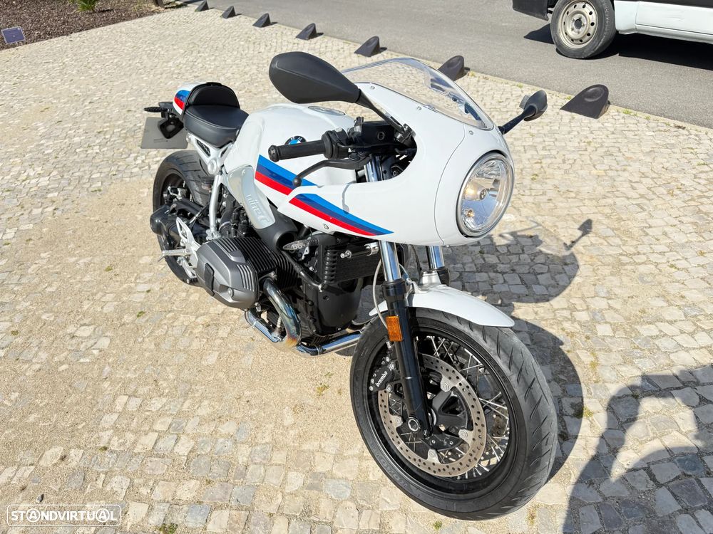 BMW R nineT Racer - 17