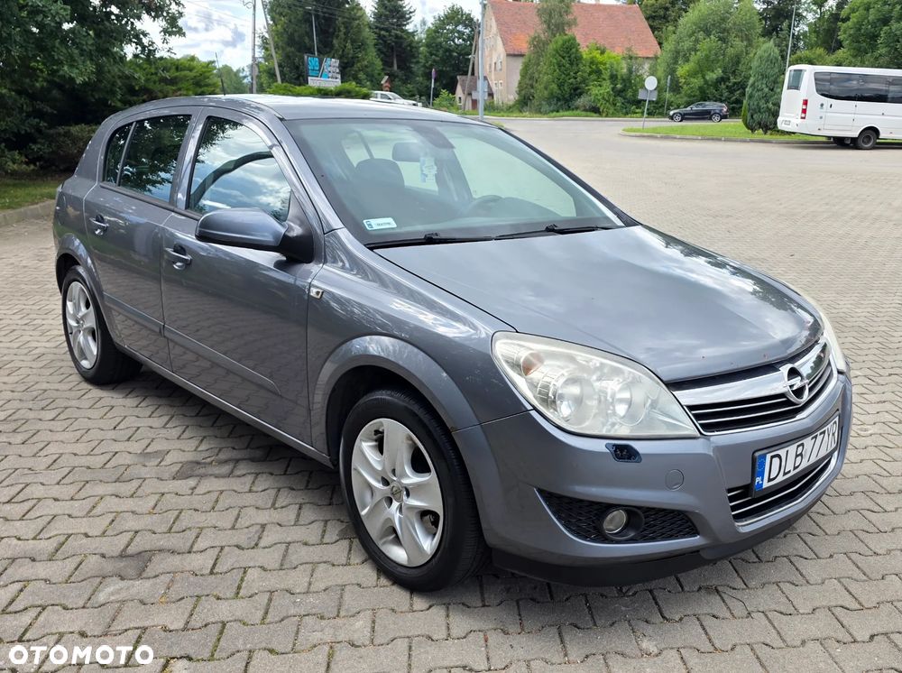 Opel Astra 1.9 CDTI - 2