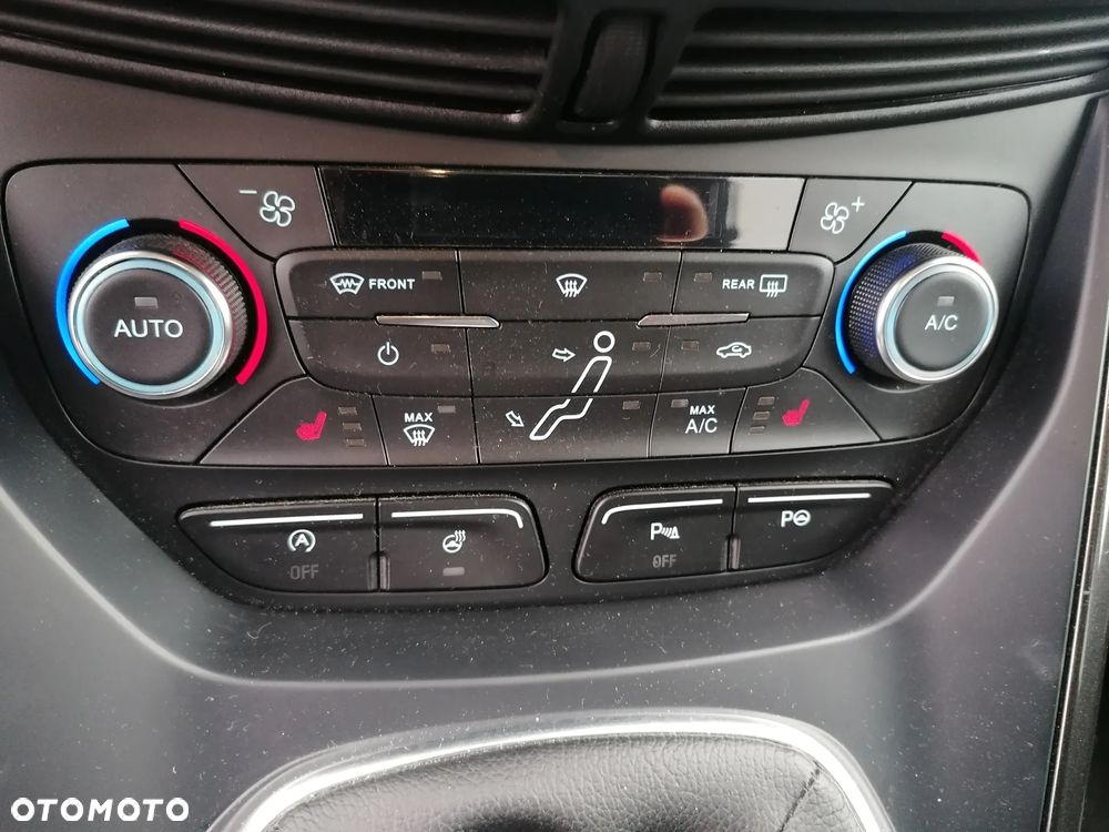 Ford C-MAX 1.5 EcoBoost Start-Stop-System Titanium - 15