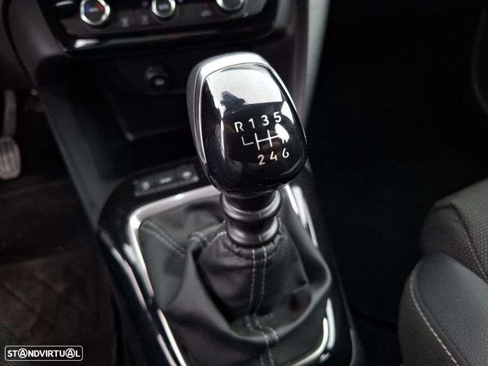 Opel Corsa 1.2 T GS - 18