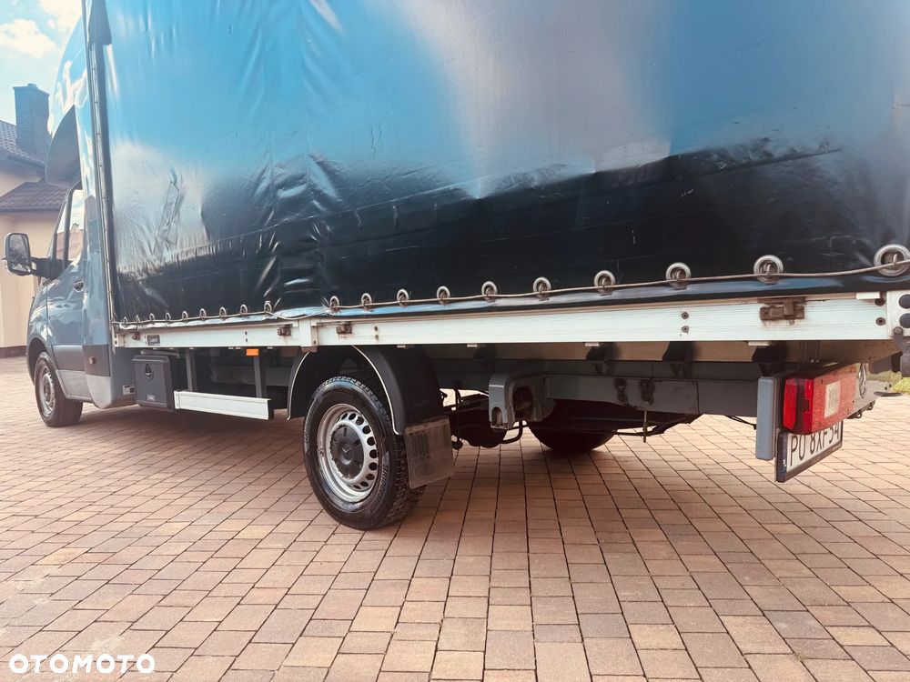 Mercedes-Benz Sprinter - 14