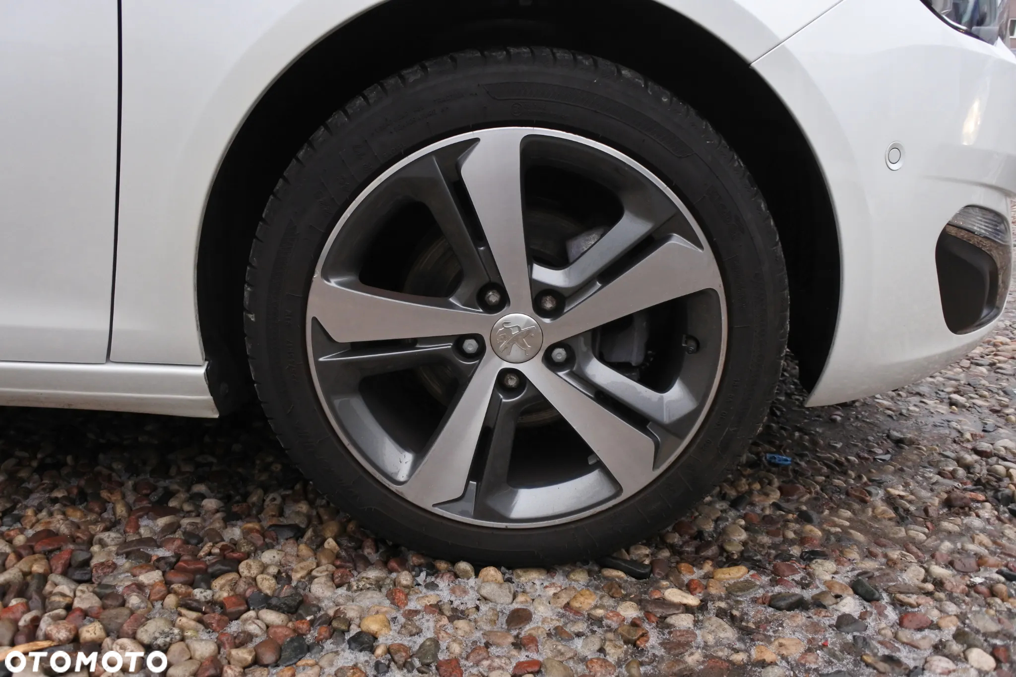 Peugeot 308 PureTech 130 EAT8 Allure - 30