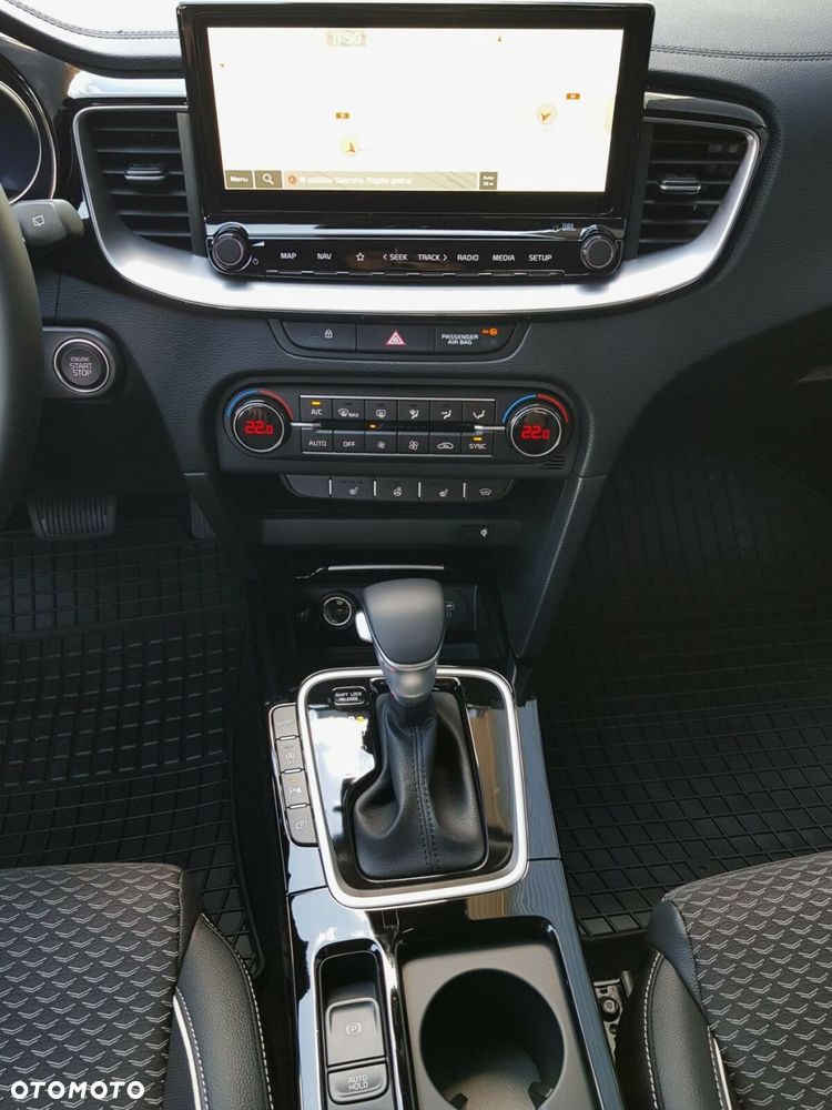 Kia XCeed 1.6 T-GDI Business Line DCT - 23