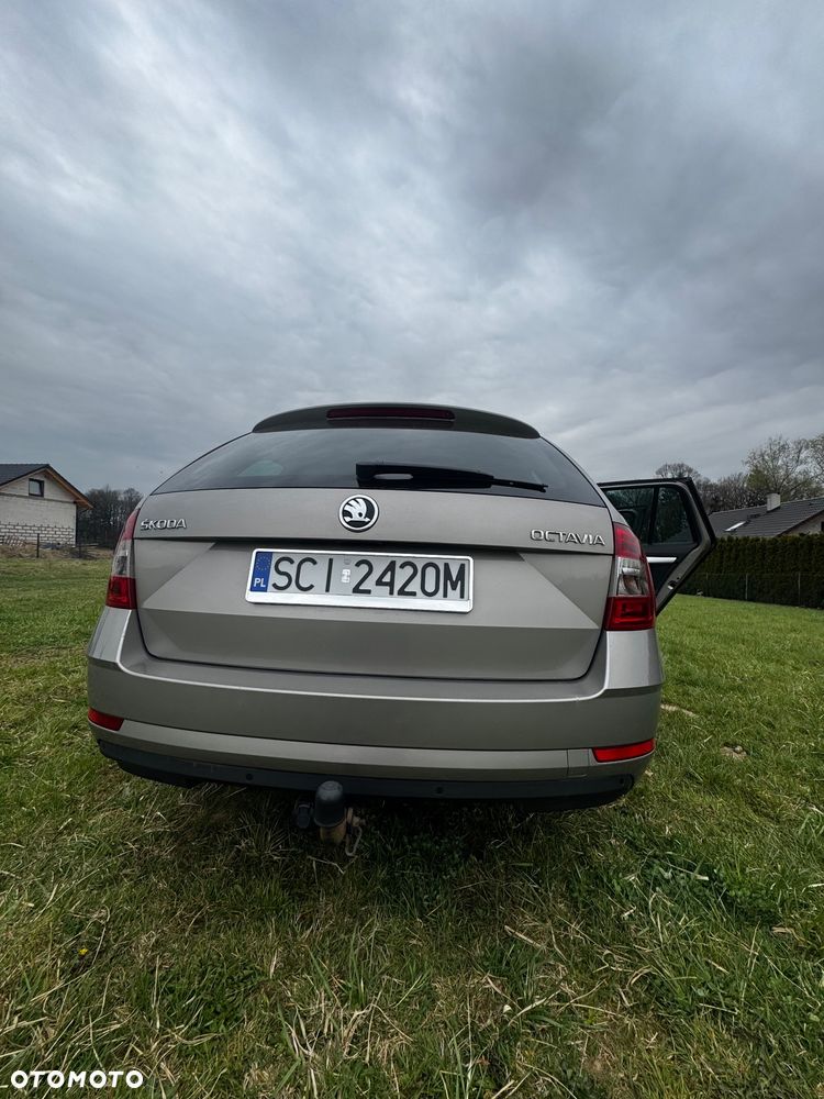 Skoda Octavia 2.0 TDI Edition - 12