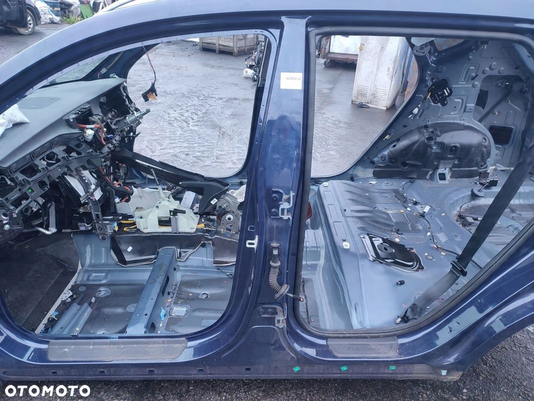 PRÓG LEWY SŁUPEK ŚRODKOWY HYUNDAI TUCSON III LIFT 2018-2020 KOD LAKIERU RWB - 1