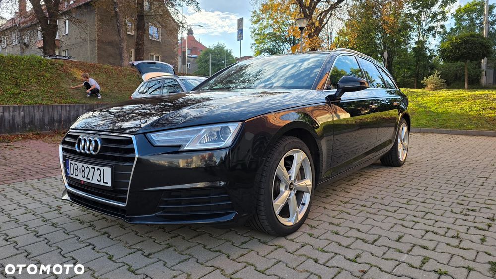 Audi A4 Avant 2.0 TDI S tronic - 2