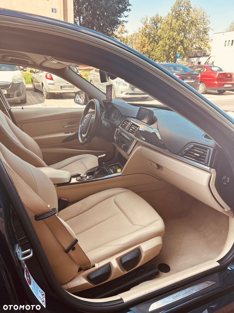 BMW Seria 3 320i Efficient Dynamics Sport Line - 6