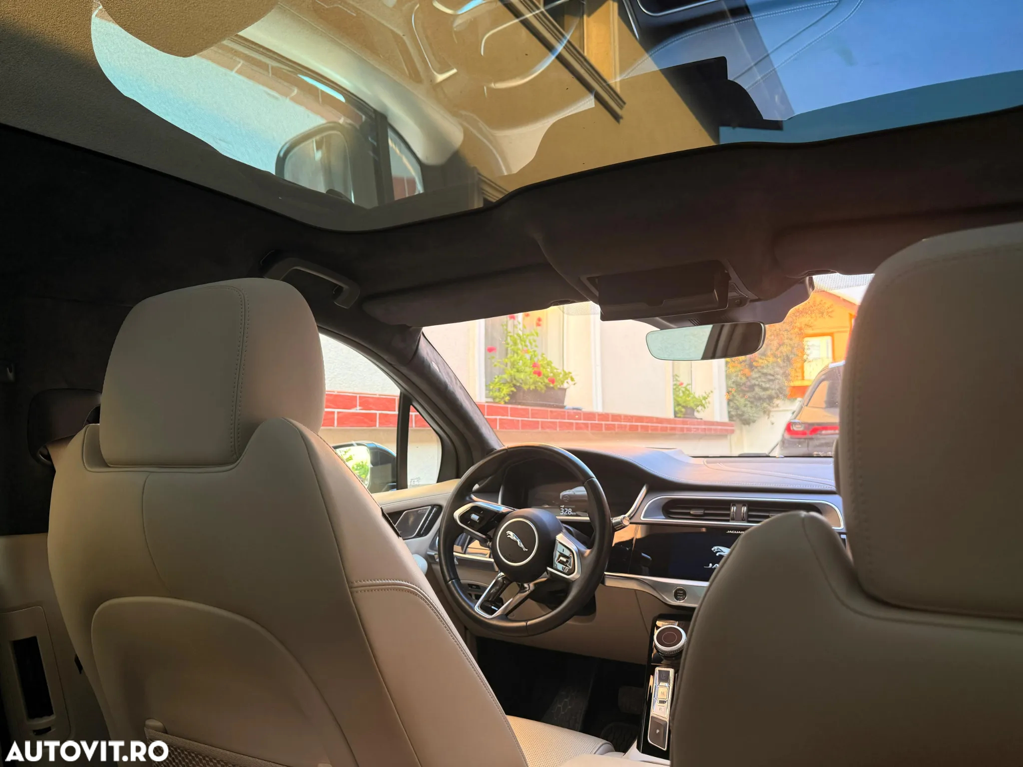 Jaguar I-Pace HSE - 6