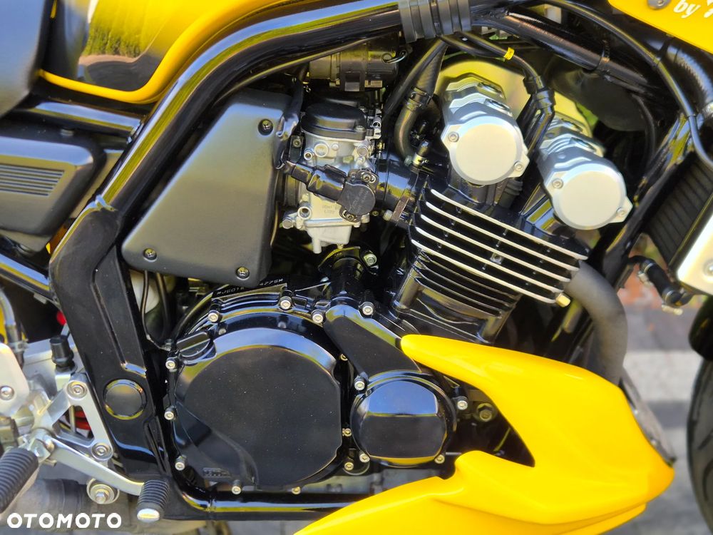 Yamaha FZ6 - 10