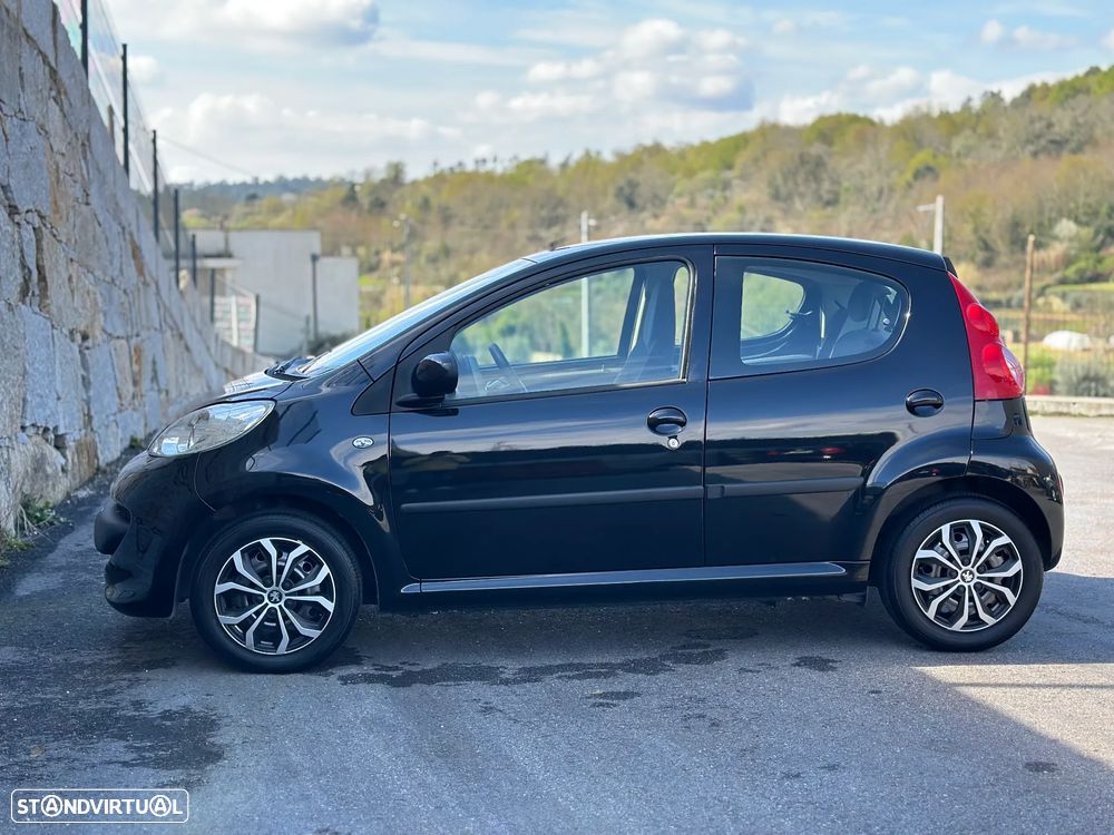 Peugeot 107 1.0 Trendy - 12